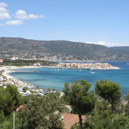 Apartment T2 Climatise, Wifi, Parking Prive, A Deux Pas De La - Les Mimosas - Fr-1-610-71 Bormes-les-Mimosas